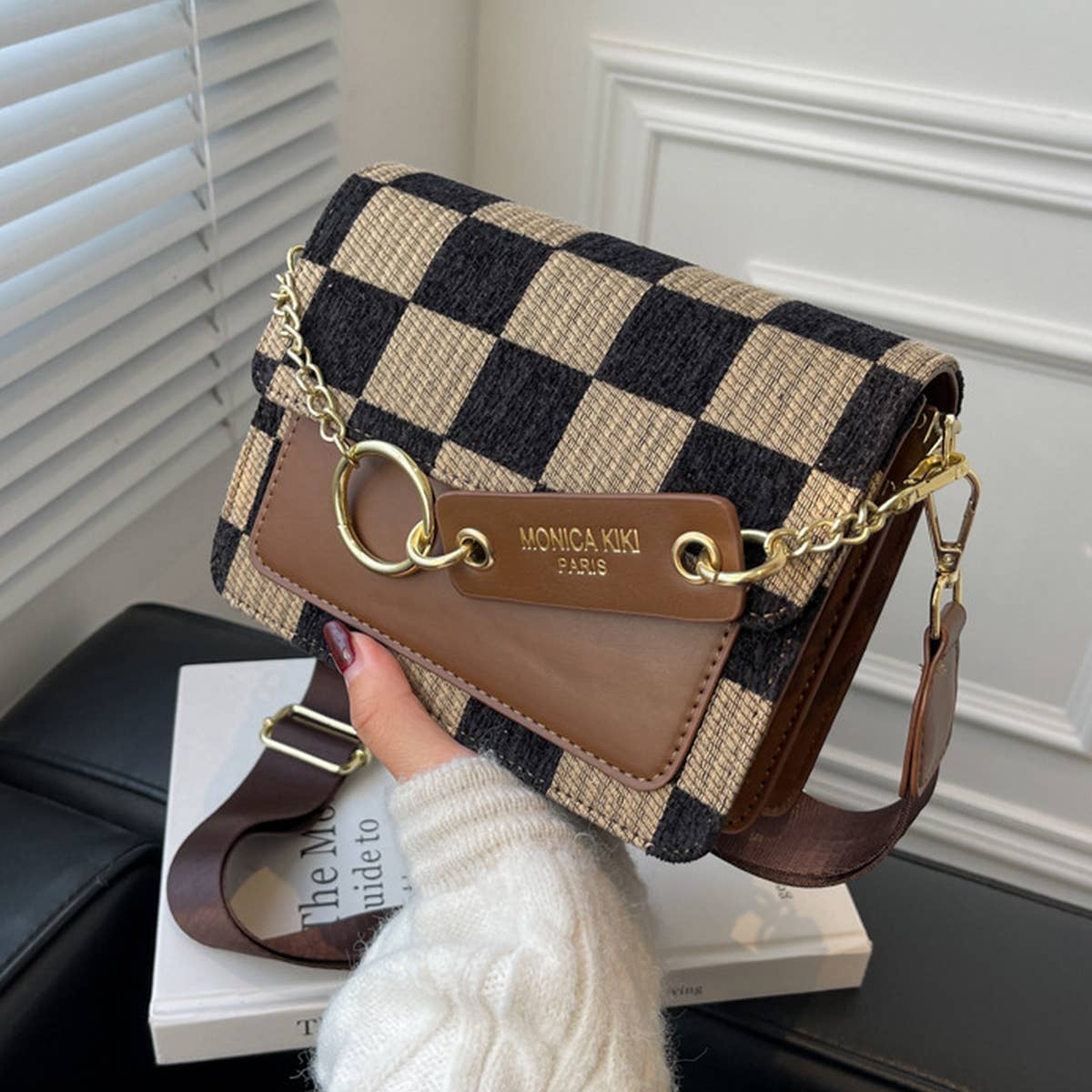 Trendy Checkered Crossbody Bag