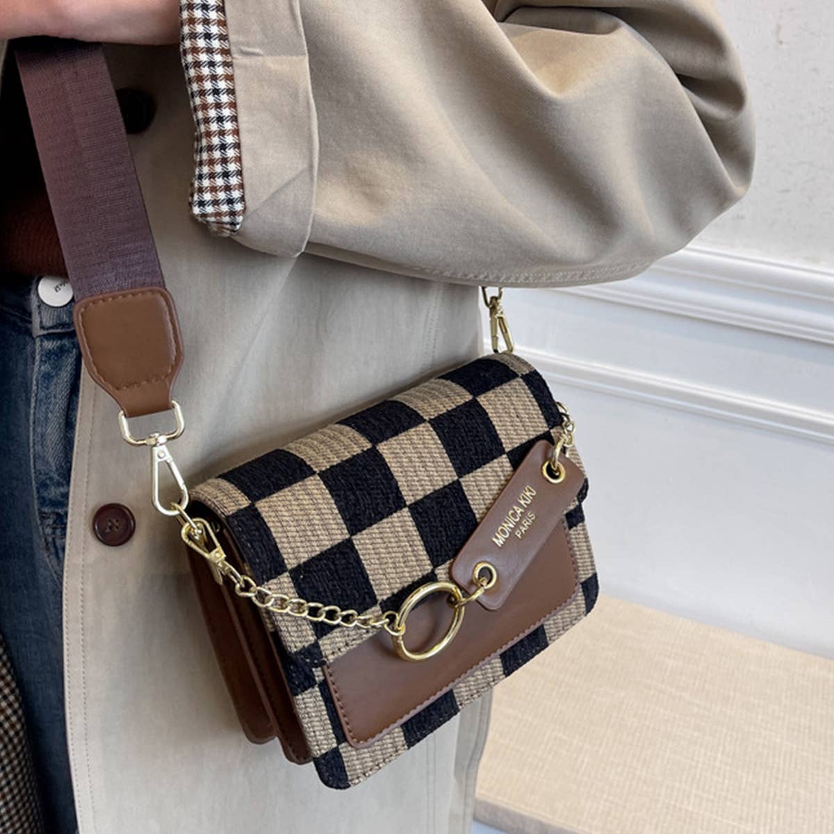 Trendy Checkered Crossbody Bag